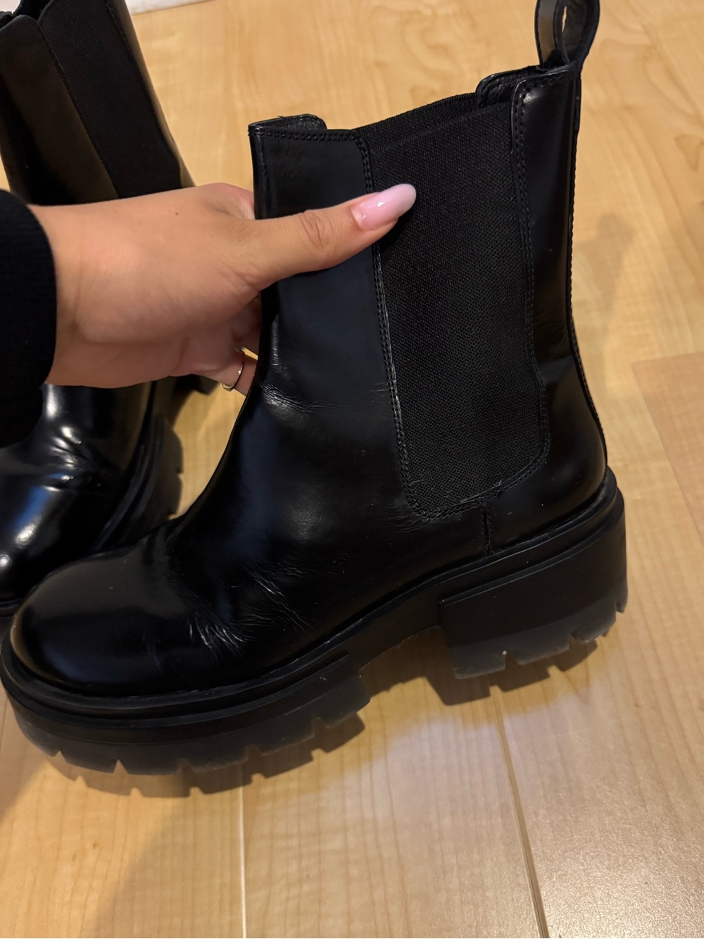 GENUINE REAL LEATHER CHELSEA BOOTS